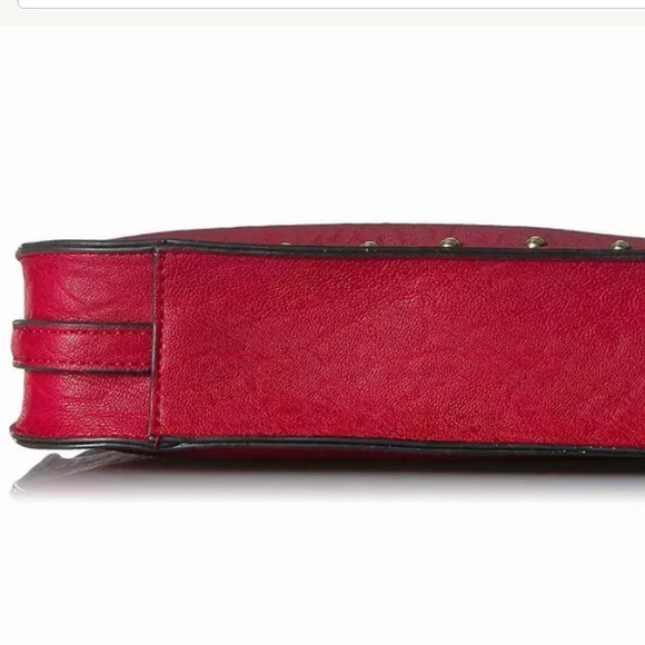 Calvin Klein Cora Bubble Lamb Novelty Crossbody - Picture 4 of 6